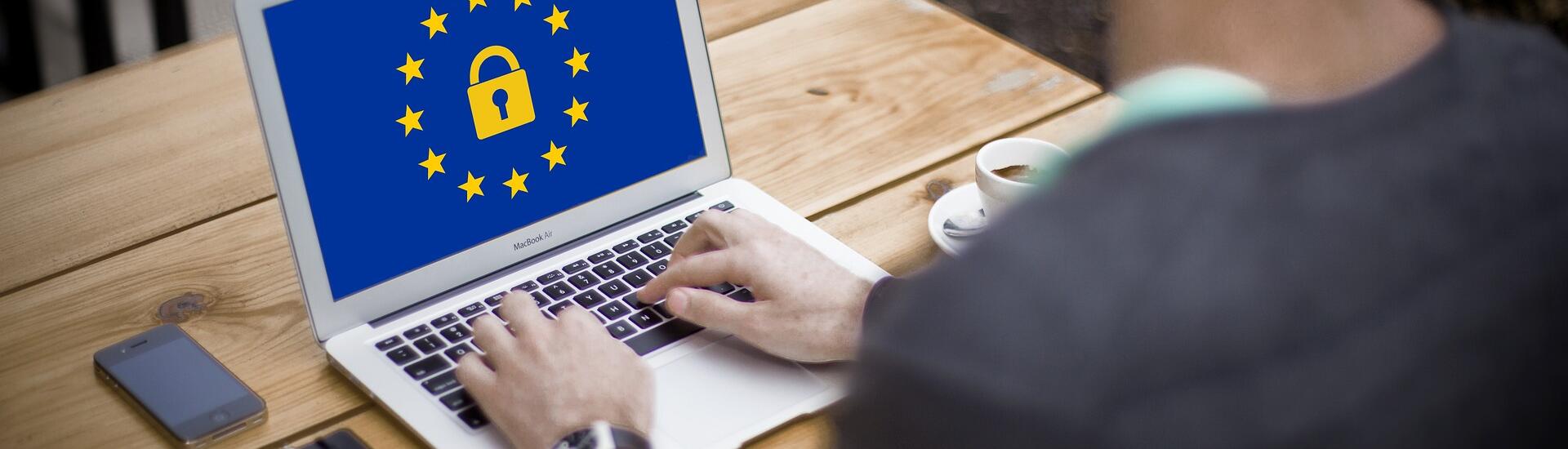 Cybersécurité&nbsp;: nouvelles obligations pour les PME et protection contre le cybervol