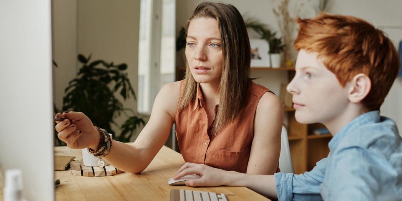 Non à la pénalisation financière des entreprises employant des salariés dont les enfants ne peuvent aller à l’école